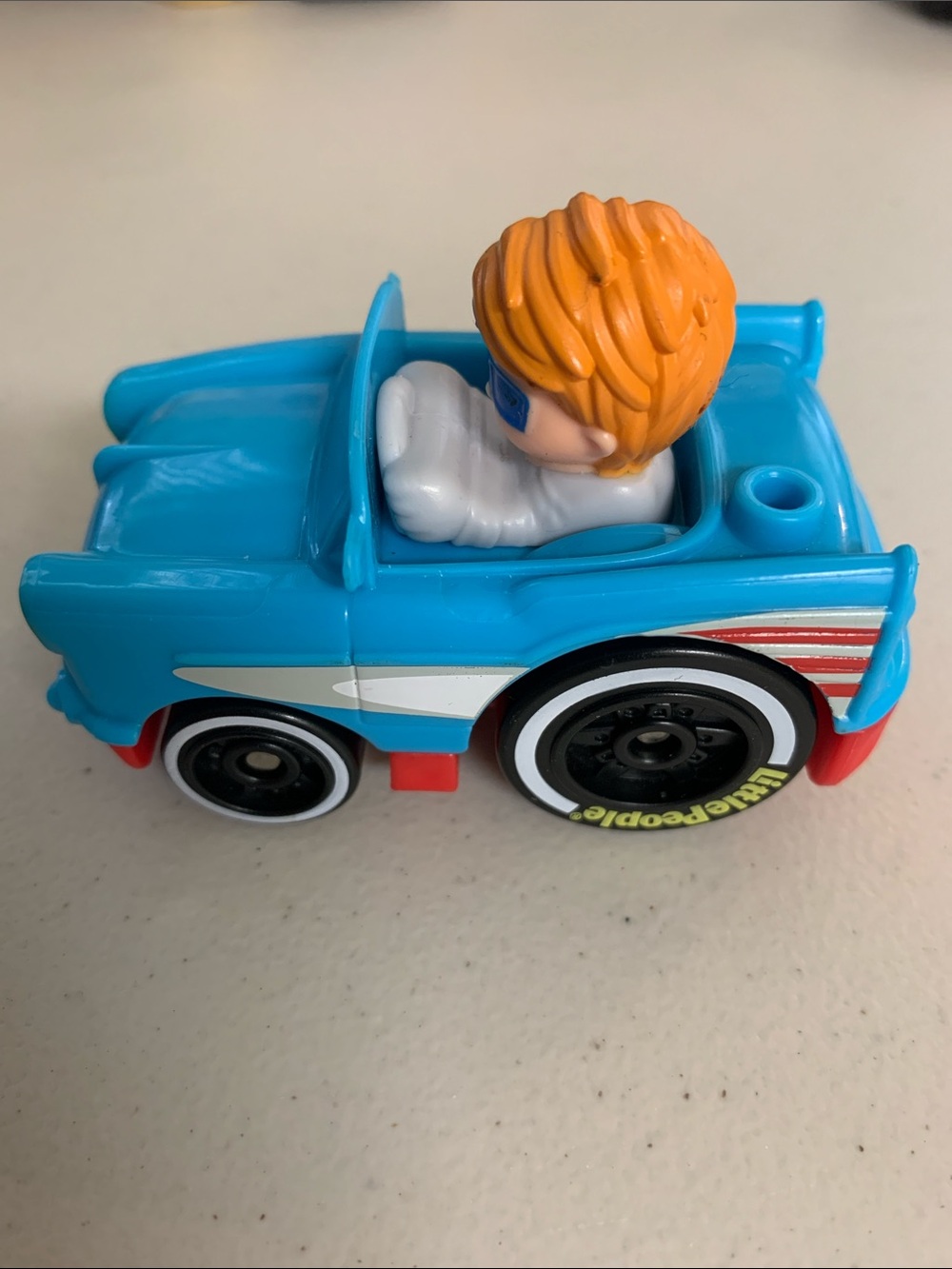 Mattel Fisher Price Little People Figure Wheelies Retro Convertible Car Eddie